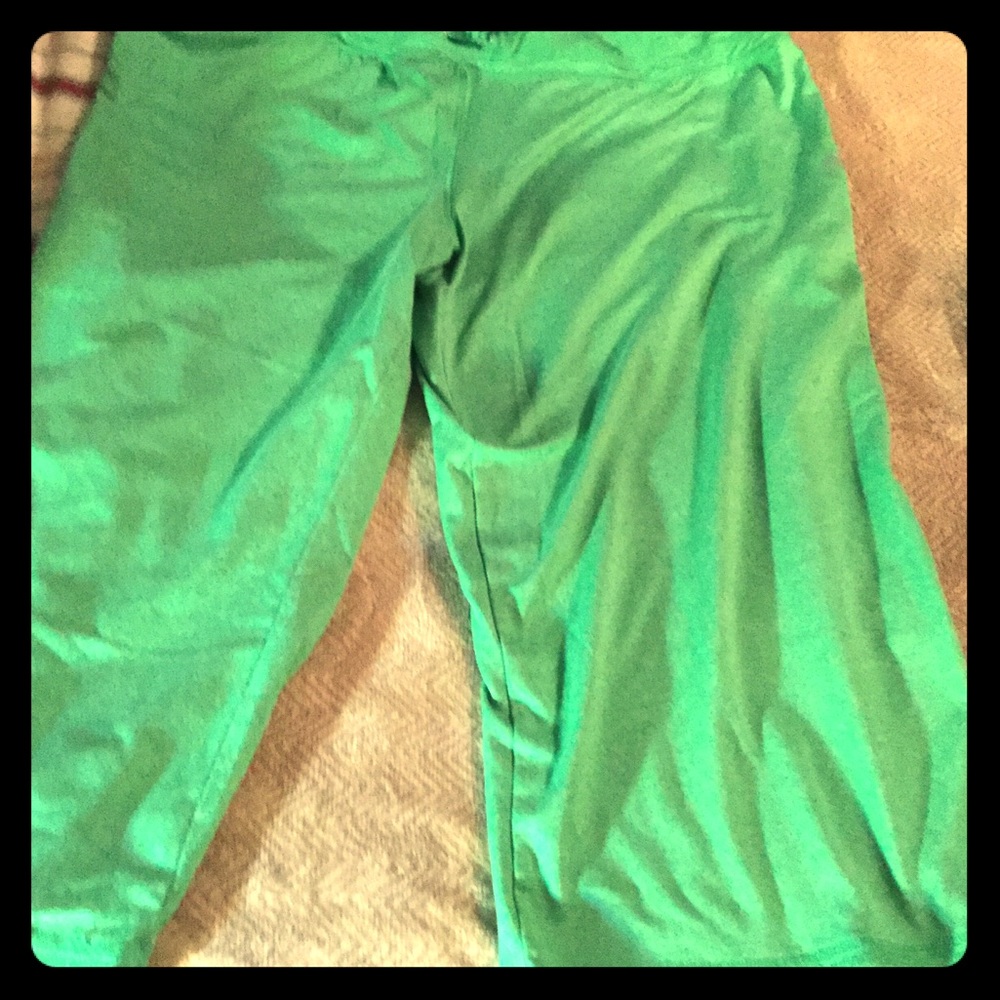 Champion Capris Drawstring- looks better in person